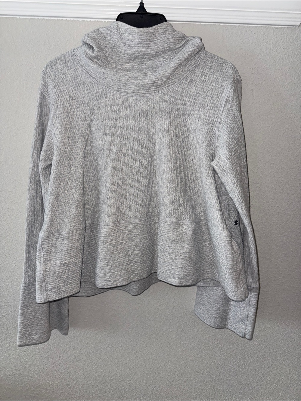Lululemon Light Gray Women's Funnel Neck Sweater